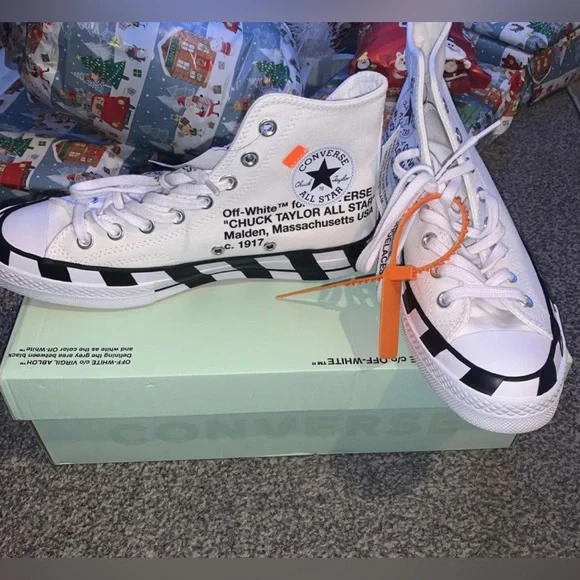 Converse X Off White Chuck Taylor All Star ⭐️ - Picture 1 of 4